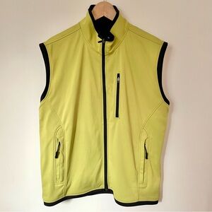 Zero Restrictions Men's Golf Vest Green Size Medium Performance Athletic